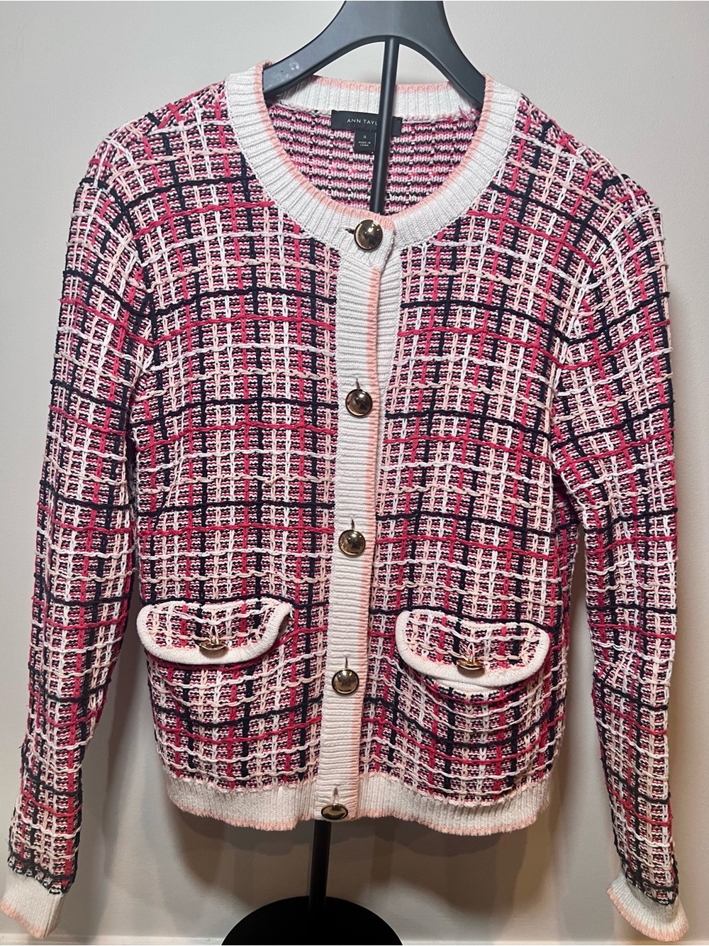 Ann Taylor Women’s Cardigan Tweed Knit Sweater Pink Navy Gold Buttons M
